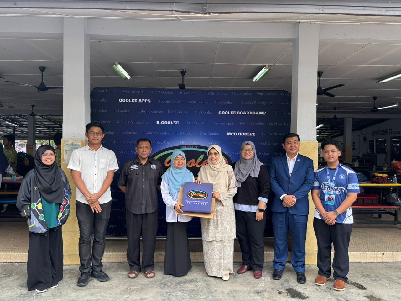 Goolee team and participants at a STEAM programme event
